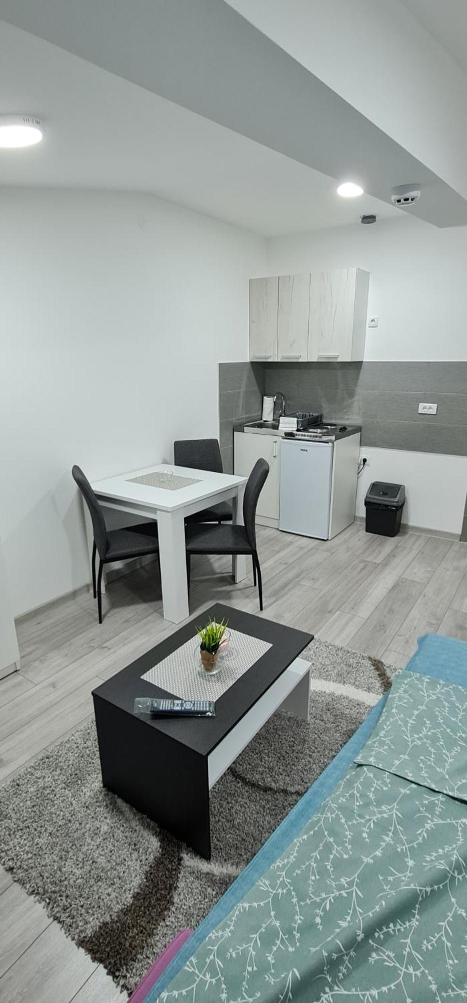 Studio Apartmani Banja Koviljača Buitenkant foto